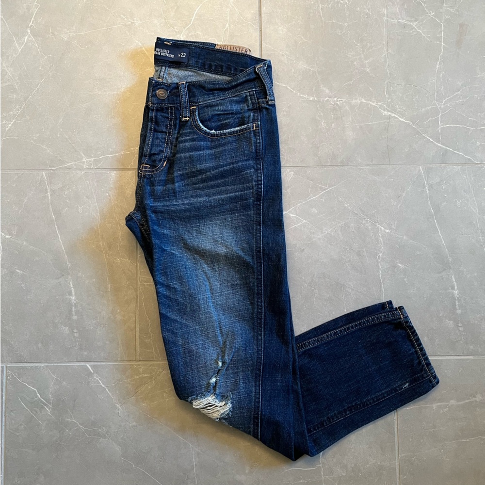 Hollister distressed vintage boyfriend jeans size 00